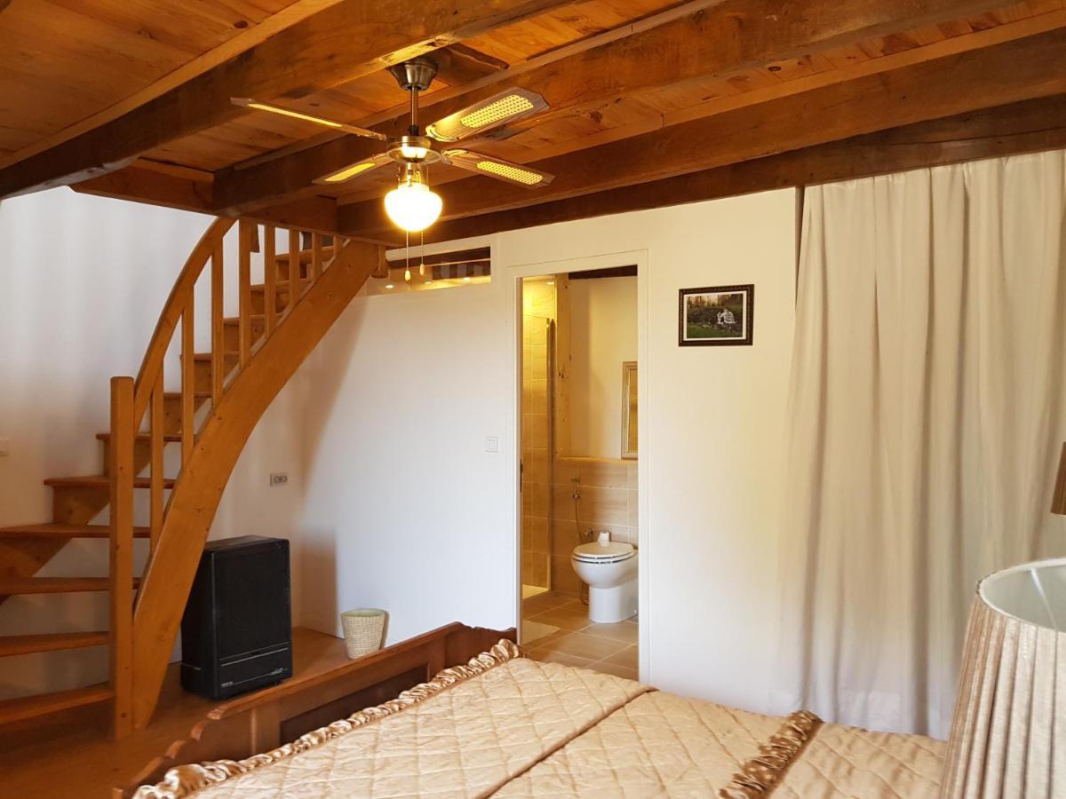 Bay Cottage Gite, Busserolles. Екстер'єр фото